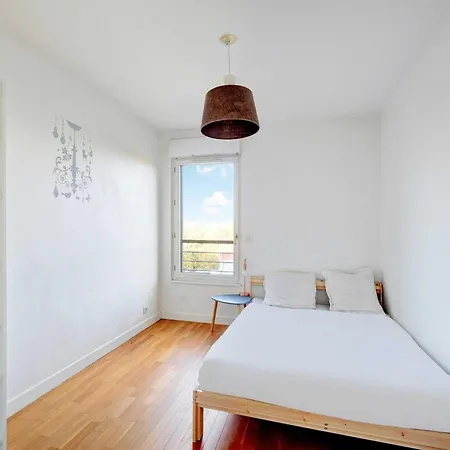 דירה Charming - 3br- 6p -